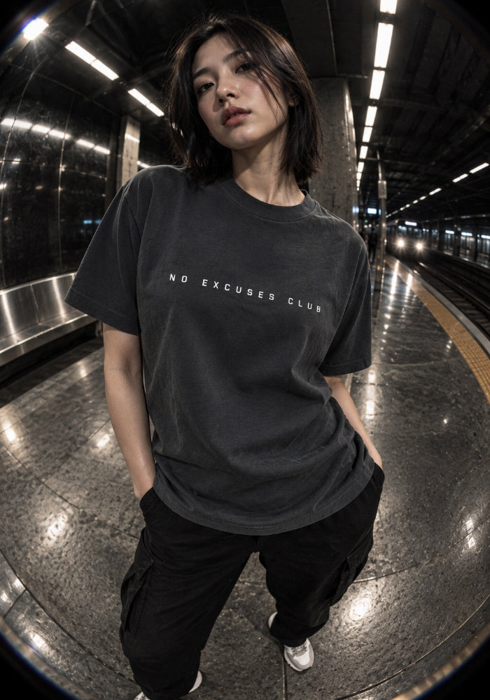 NO EXCUSES CLUB - Women's Heavyweight Garment Dye Tee