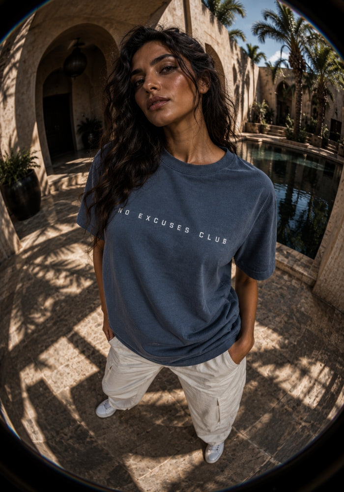 NO EXCUSES CLUB - Women's Heavyweight Garment Dye Tee